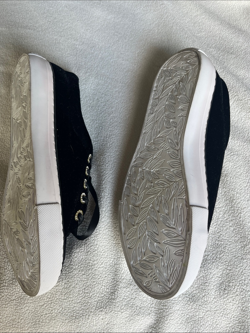 Lilly Pulitzer Black Velvet Ribbon Lace Sneakers with Gold Eyelets, 7.5 - Picture 5 of 6
